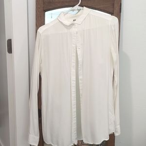 Women's Uniqlo white dress shirt
